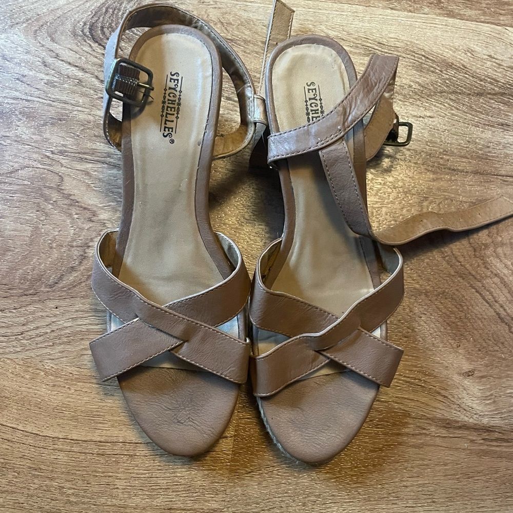 โSeychellesโHuntingtonโWedgeย Sandalsโ9.5